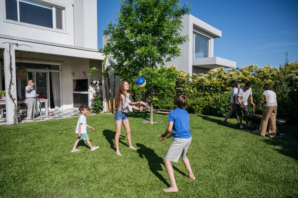 469960835 122098543910680787 502761729483114955 n